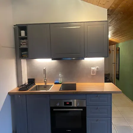 Studio Place Du Village - 2 A 4 Personnes - Dont 2 Enfants Si 4 Personnes *