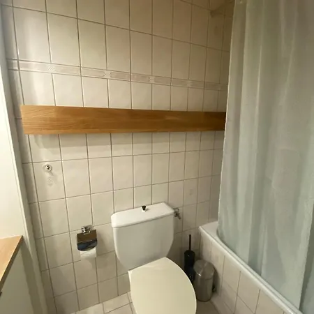 Studio Place Du Village - 2 A 4 Personnes - Dont 2 Enfants Si 4 Personnes * Anzère