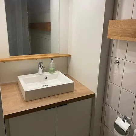 Studio Place Du Village - 2 A 4 Personnes - Dont 2 Enfants Si 4 Personnes